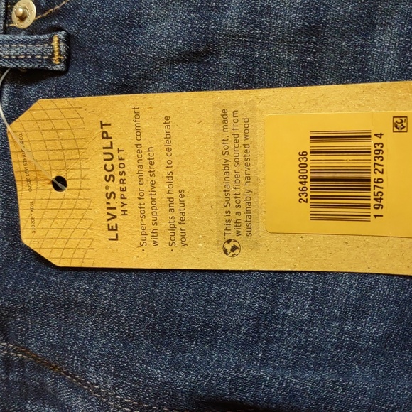 NWT Levi's 24W Classic Straight Jeans - Picture 16 of 16